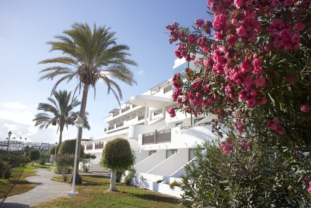 Gehobenes Ambiente: Das Sandos Papagayo Beach Resort ist der ideale Ausgangspunkt für Alle, die Entspannung, Strandurlaub, Ausflüge und Aktivitäten auf Lanzarote kombinieren wollen. Foto: Sascha Tegtmeyer