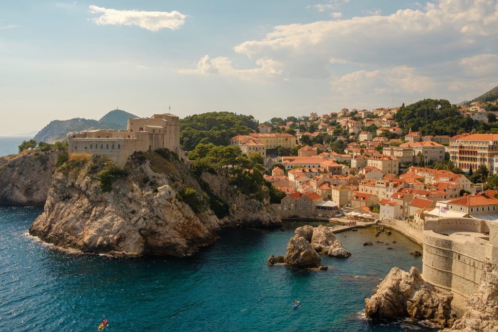 Ein Urlaub wie hier am Mittelmeer in Kroatien könnte dieses Jahr noch möglich sein. Foto: Unsplash