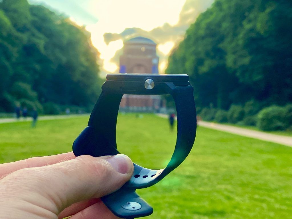 Flaches und leichtes Design: Im Vergleich zu anderen Multisportuhren und insbesondere im Vergleich zu Outdoor-Uhren spürt man die Polar Unite kaum. Foto: Sascha Tegtmeyer