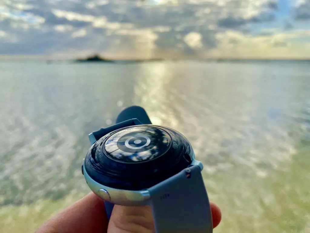 Sportuhren-Test-Ratgeber – Welches Modell kaufen? 11 Optischer Herzsensor: Aktuell Sportuhren und Fitness-Smartwatches sollten unbedingt zuverlässig die Herzfrequenz am Handgelenk messen können. Foto: Sascha Tegtmeyer