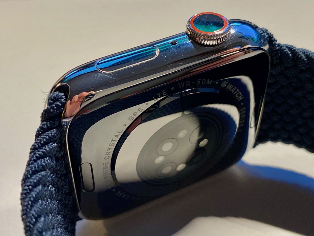 Den größten Unterschied macht der neue Sensor der Apple Watch Series 6 – der Hersteller bezeichnet ihn als "revolutionär". Foto: Sascha Tegtmeyer