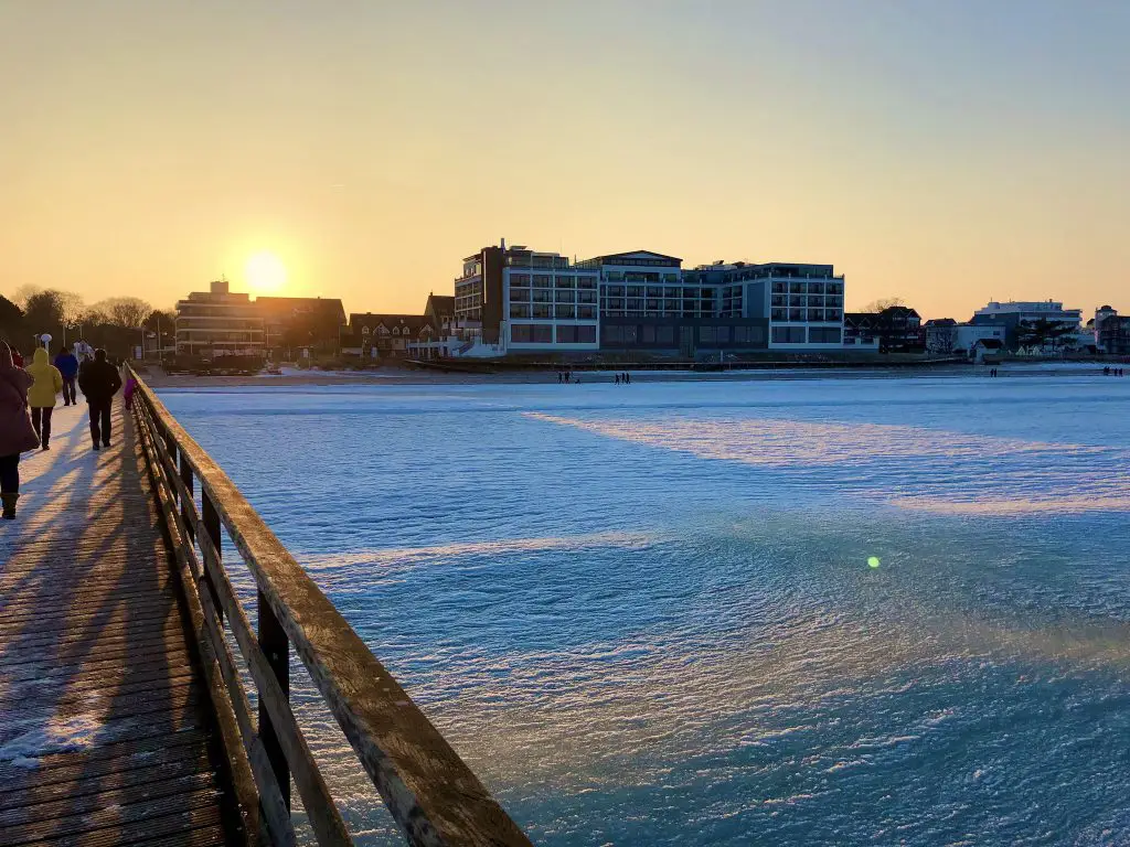 Ostsee-Urlaub im Winter: Wir haben wertvolle Tipps und Inspirationen für die Reise ans Meer in der kalten Jahreszeit zusammengestellt. Foto: Sascha Tegtmeyer