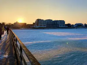 Ostsee-Urlaub im Winter: Wir haben wertvolle Tipps und Inspirationen für die Reise ans Meer in der kalten Jahreszeit zusammengestellt. Foto: Sascha Tegtmeyer