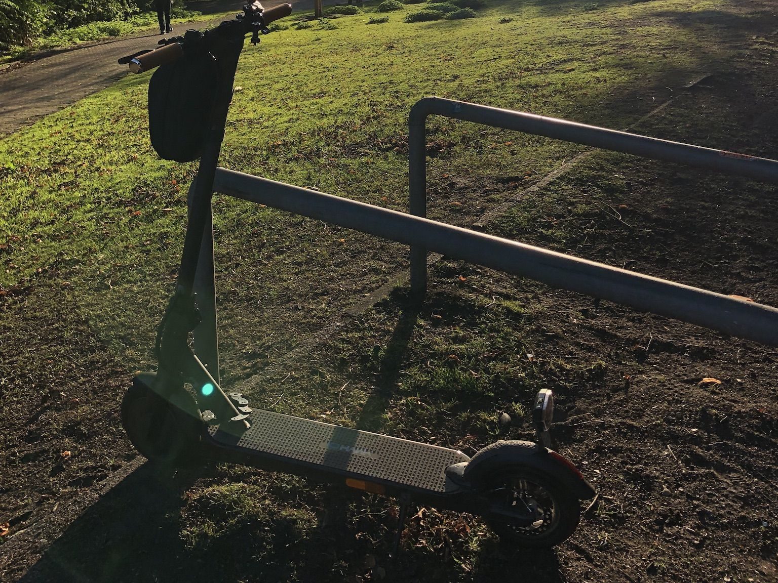 IO Hawk Sparrow Legal: der E-Scooter hat sich bei mir als ernsthafte Auto-Alternative im Stadtverkehr etabliert. Foto: Sascha Tegtmeyer