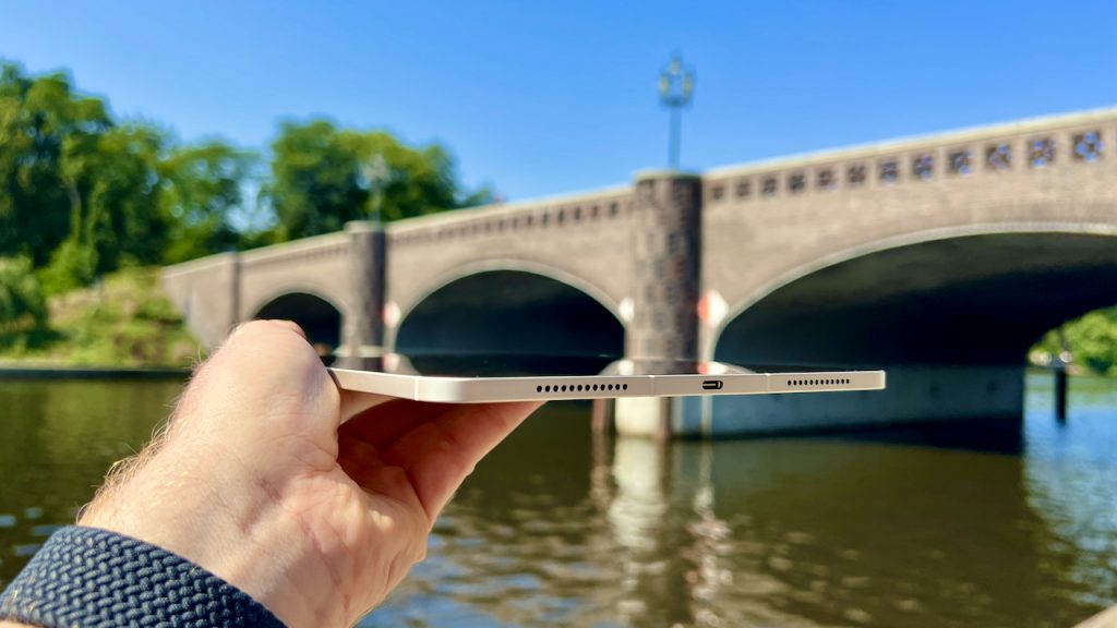 iPad iPhone reisen iPad Air Test Erfahrungen Viele Stärken, wenig Schwächen: Für viele Anwender:innen ist das iPad Air 5 die ideale Wahl. 