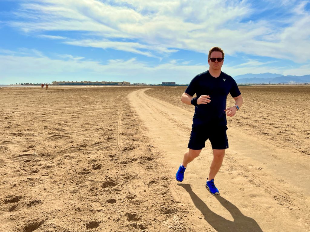 Salomon Supercross 4 Test & Erfahrungen – das Multitalent für Trailrunning? 22 Brennend heißer Wüstensand – mit dem Salomon Supercross 4 kein Problem. Salomon Supercross 4 Test Erfahrungen