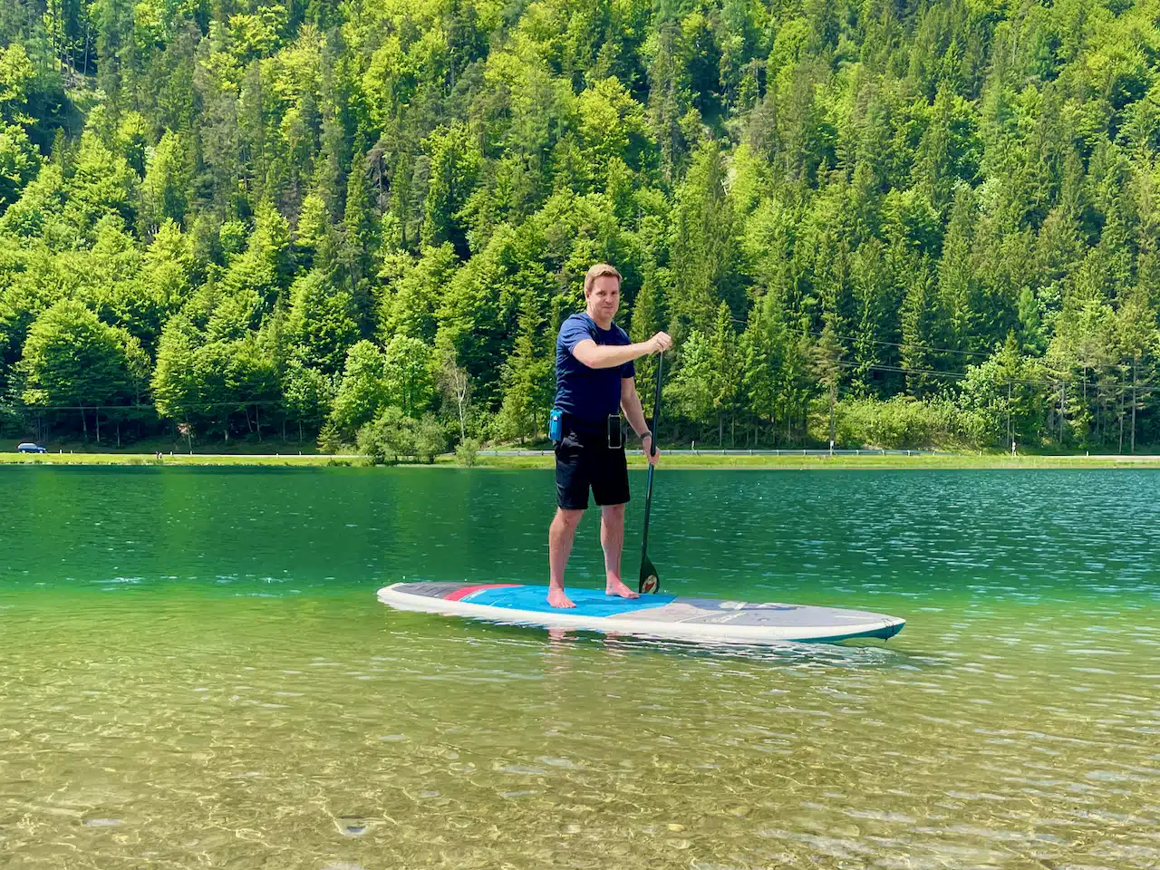 Im Urlaub beim SUP ist selbstverständlich die Apple Watch am Handgelenk. Foto: Sascha Tegtmeyer