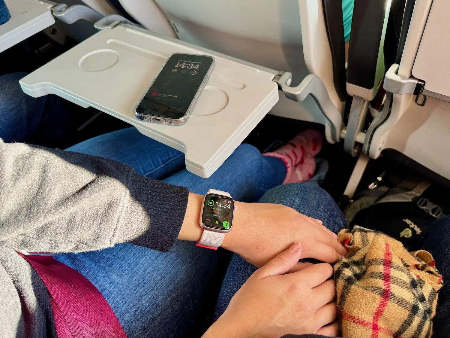 Apple Watch Series 9 Test & Erfahrungen – auf Reisen ein Fitness-Buddy? 5 Grundsätzlich bekommst du bei diesem Modell die gewohnte Apple-Qualität, die du vom Marktführer für Smartwatches gewohnt bist. Foto: Sascha Tegtmeyer Apple Watch Series 9 Test Erfahrungen Testbericht