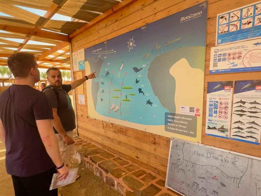 Ich habe mir vor der Reise das Blue Ocean Dive Center Abu Dabbab herausgesucht, weil ich in meinem Urlaub vor Ort viel Tauchen gehen wollte. Foto: Sascha Tegtmeyer 