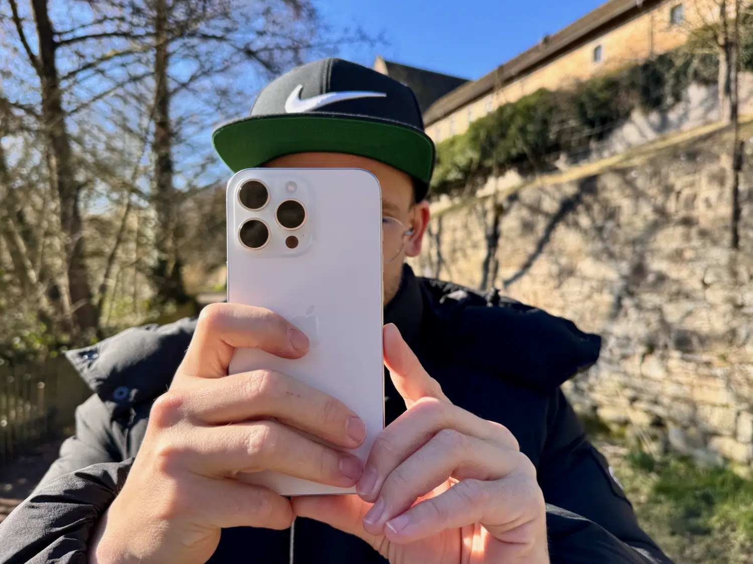 Reise-Gadgets – Tests, Tipps & Entscheidungshilfen 2 iPhone 16 Pro Max als Reise-Smartphone