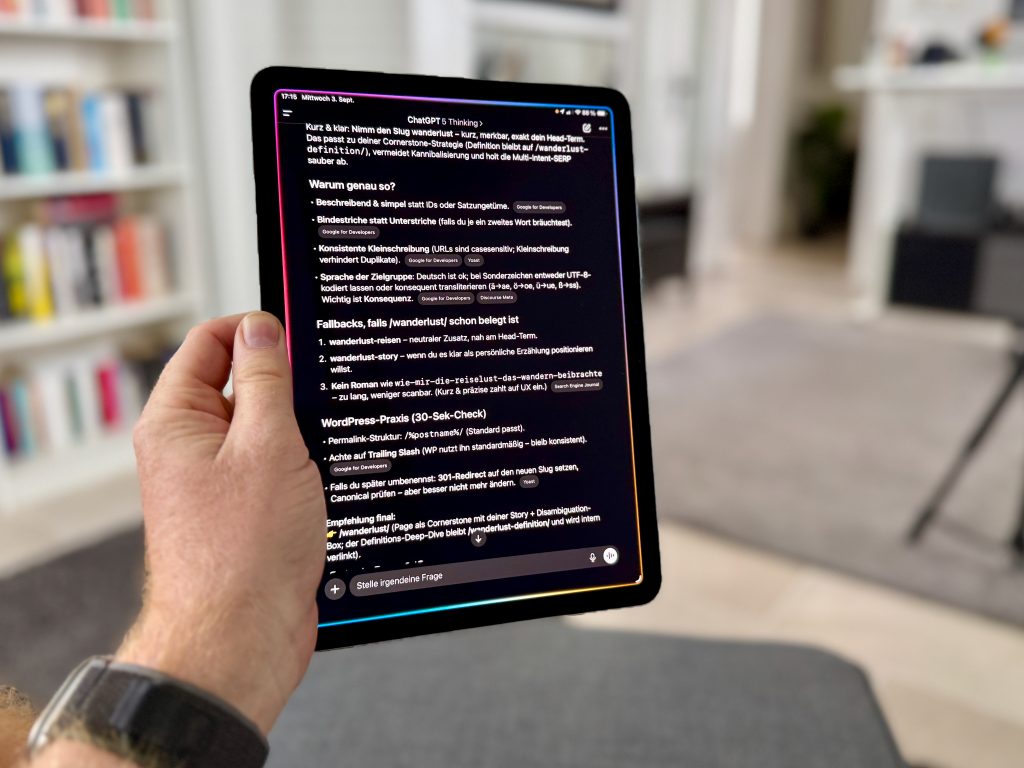 Das iPad Air ist mein Gerät zum Ideen sammeln, Diktieren und für die Rohassungen meiner Reiseberichte. Die Kombination aus Apple Intelligence, ChatGPT und der von mir entwickelten Journalisten-Methode helfen mir massiv bei der Arbeit. Foto: Sascha Tegtmeyer